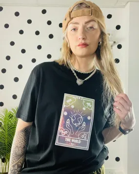 Black Tarot T-shirt: The World