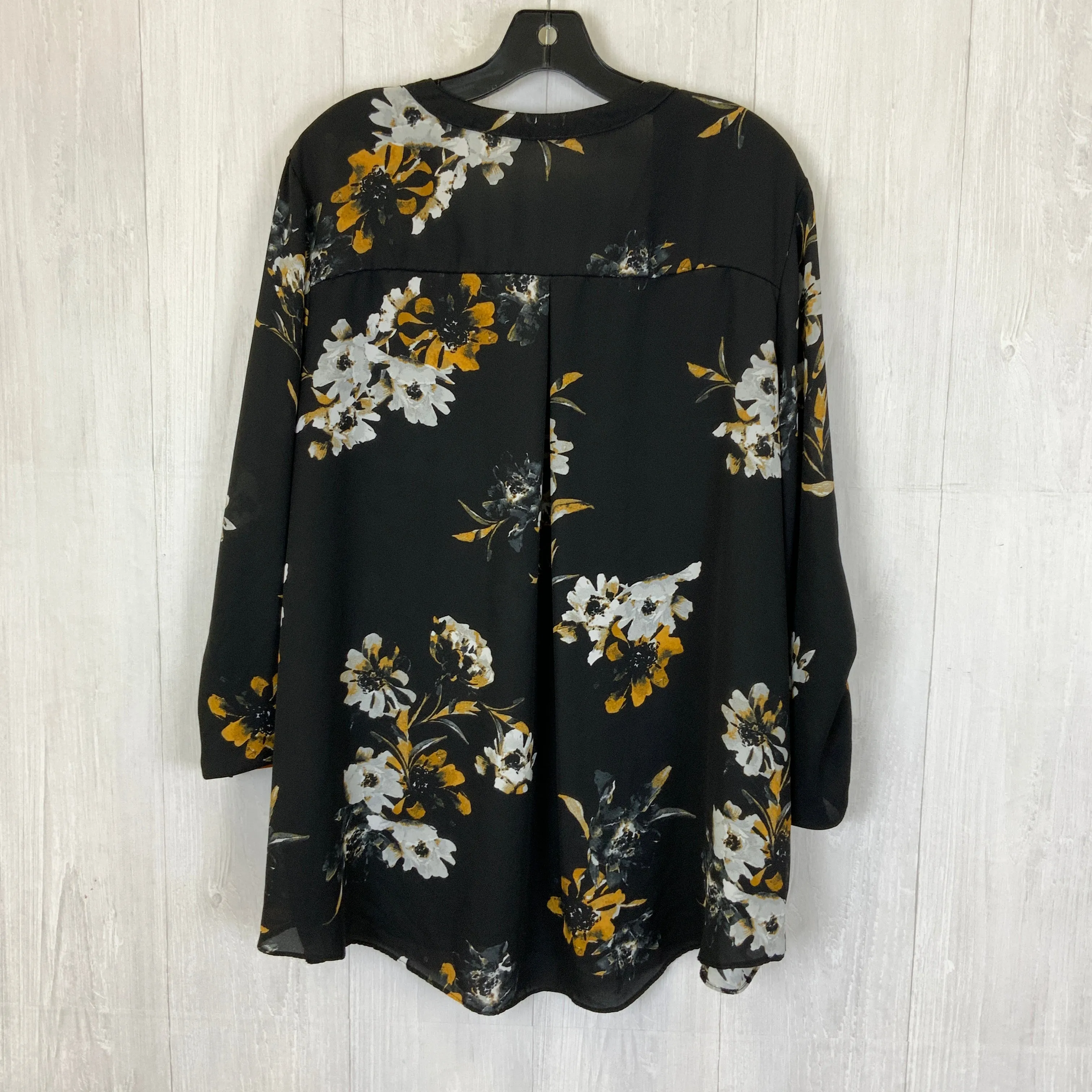 Black Top 3/4 Sleeve Cato, Size 2x