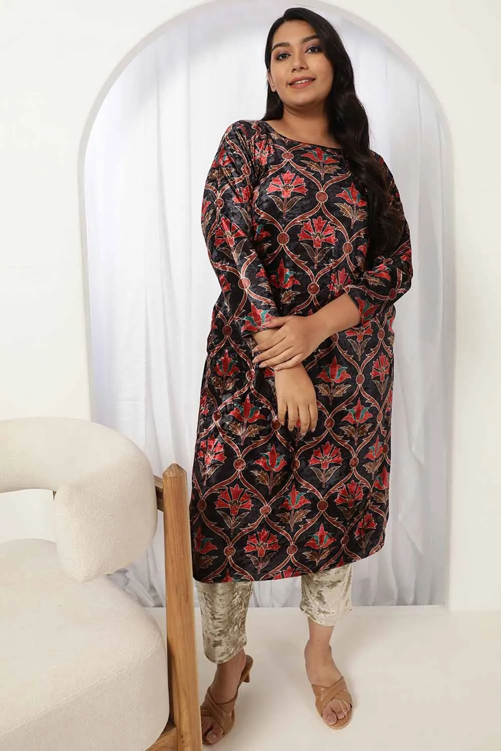 Ethnic Motif Velvet Kurta