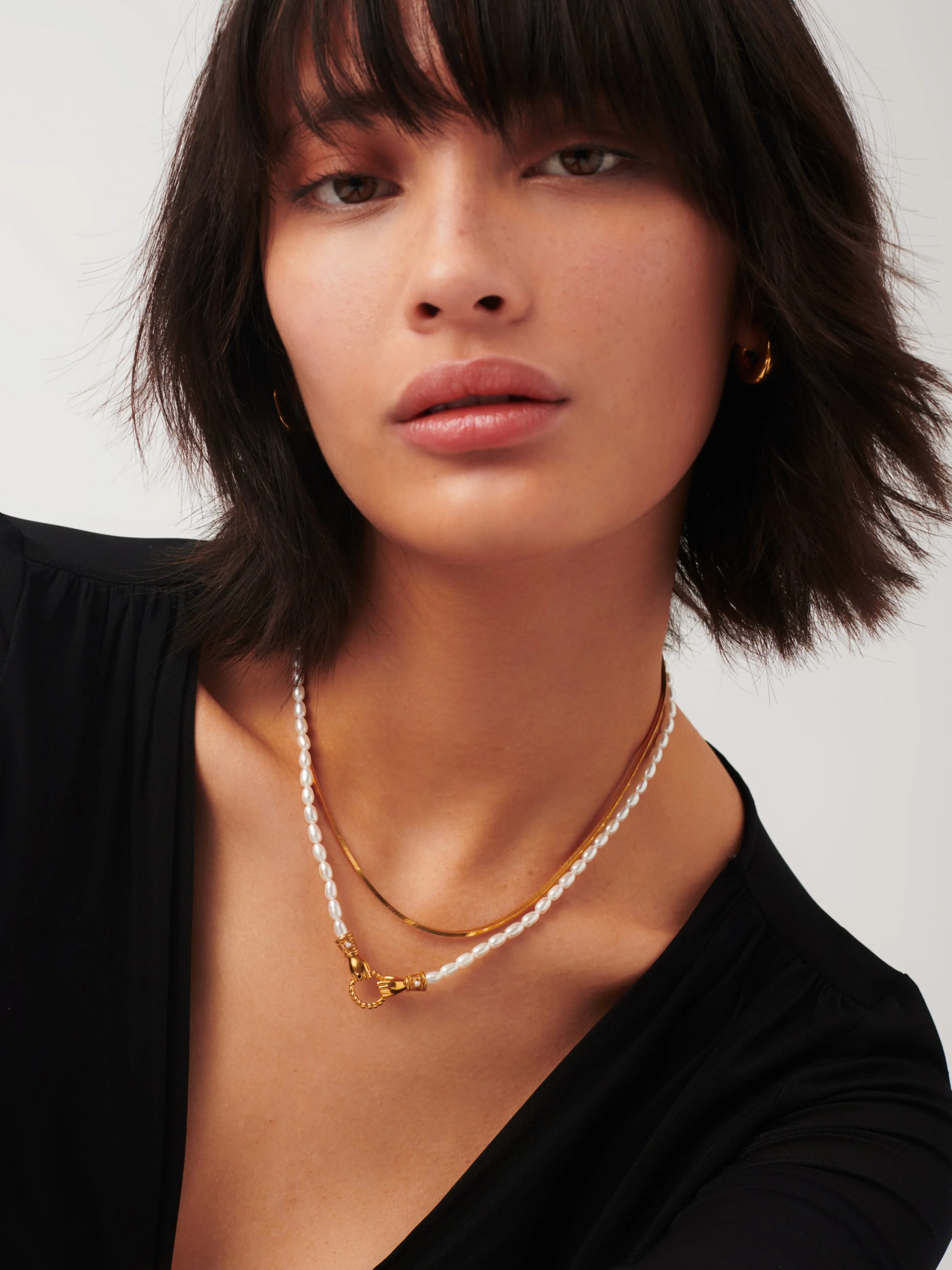 Harris Reed Short In Good Hands Pearl Necklace | 18ct Gold Plated/Pearl & Black Onyx