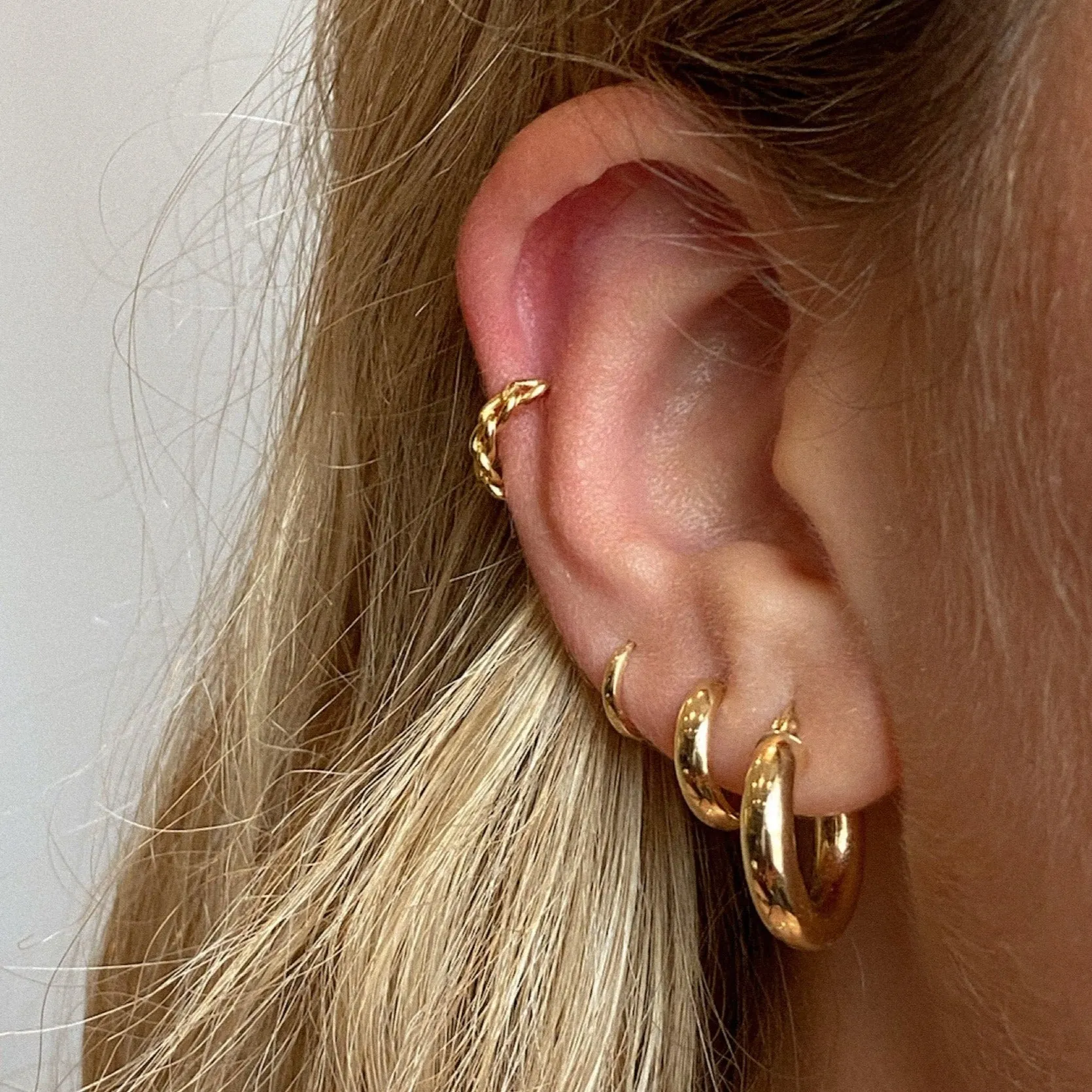 Mini Bold Hoops | 14k Yellow Gold