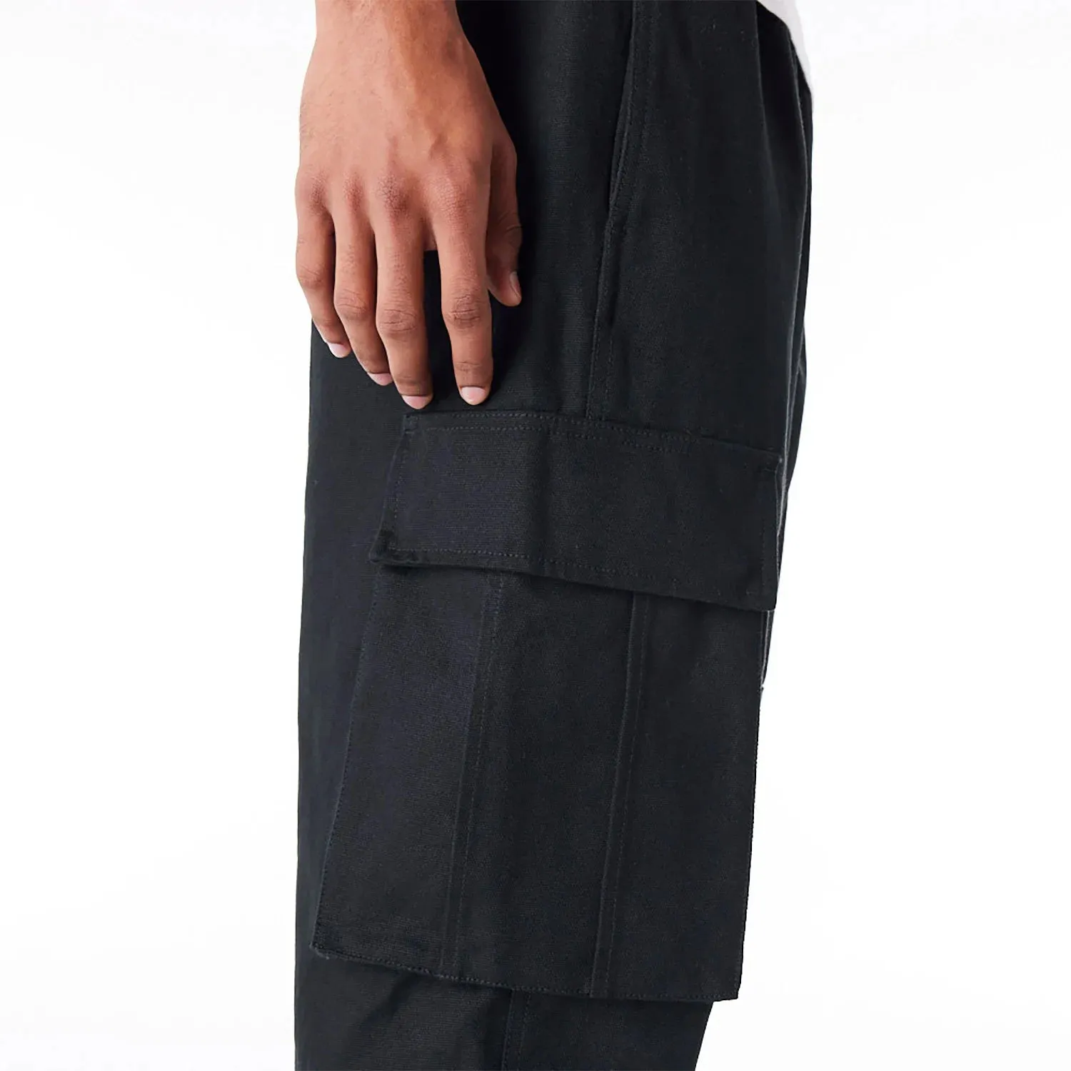 NEW ERA Black Cargo Trousers