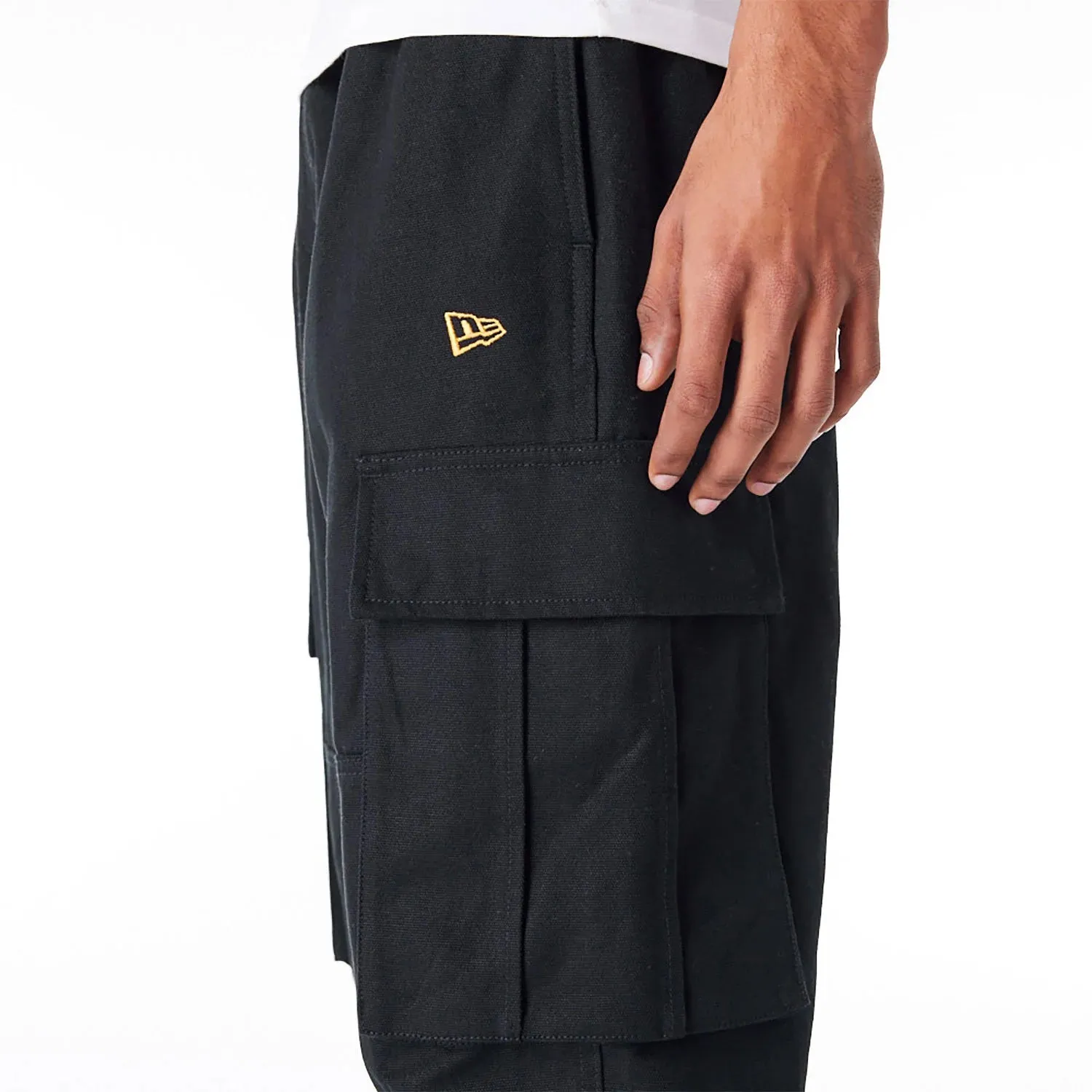 NEW ERA Black Cargo Trousers