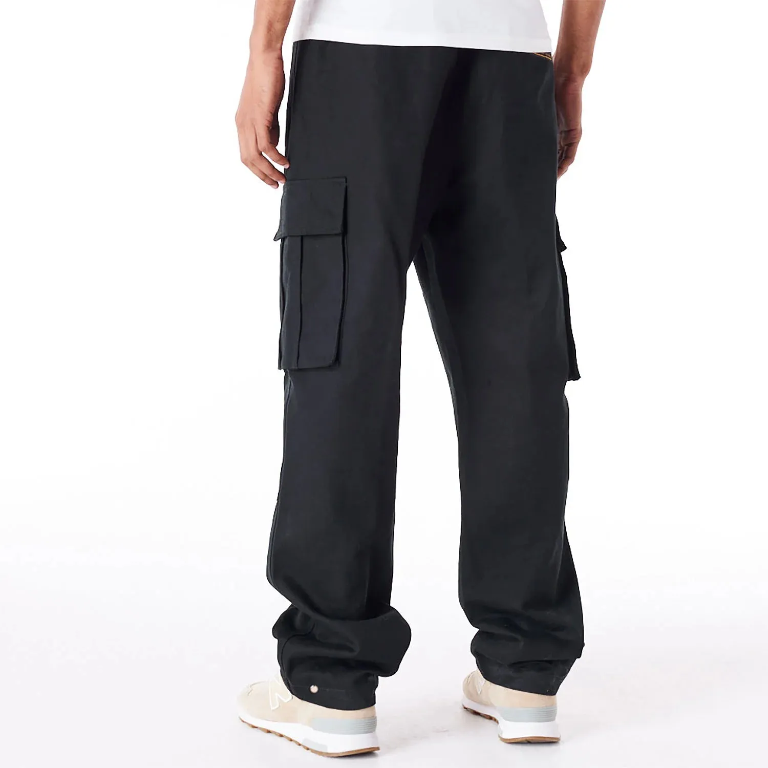 NEW ERA Black Cargo Trousers