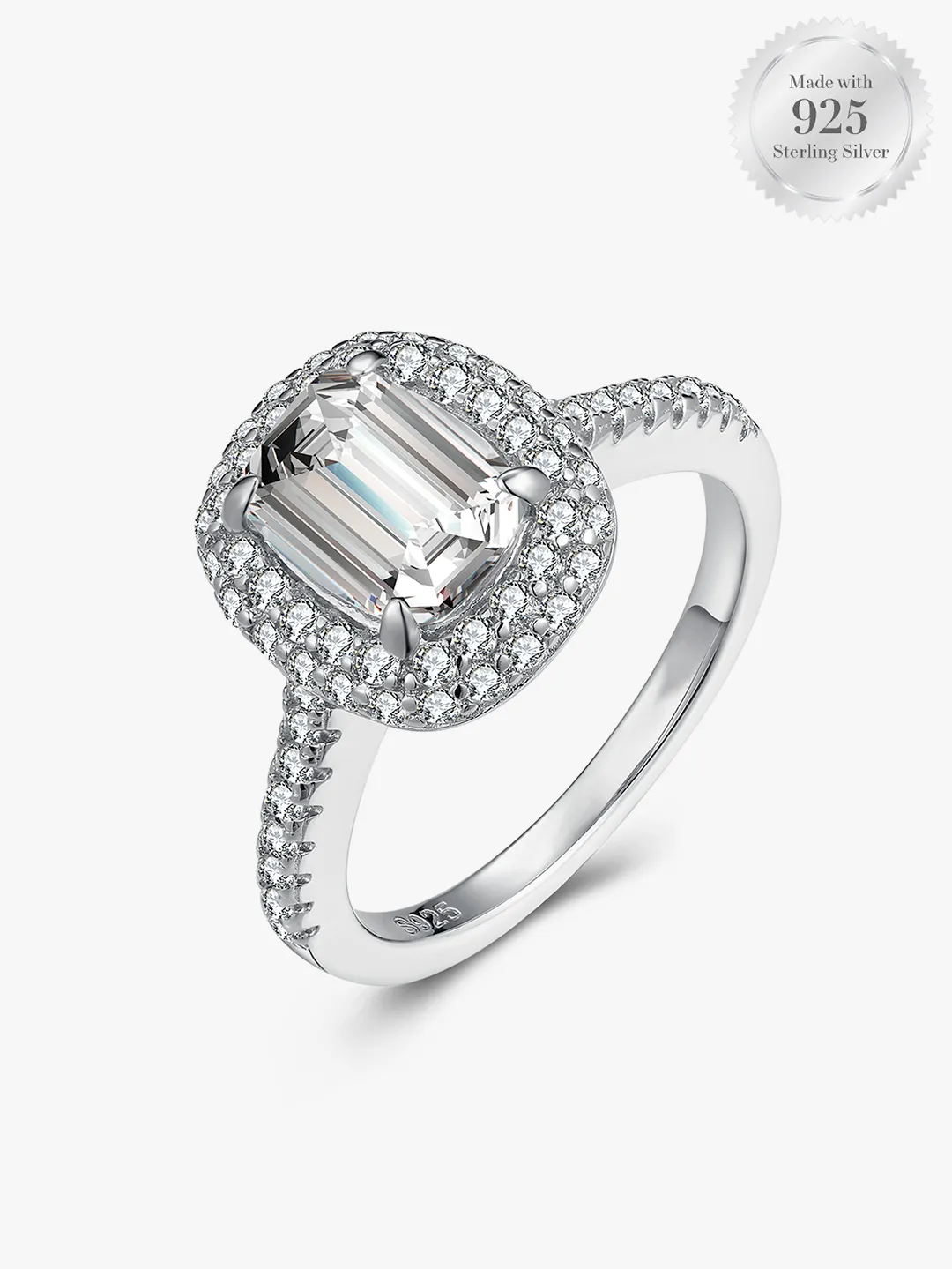 Sparkling Oval Halo Ring