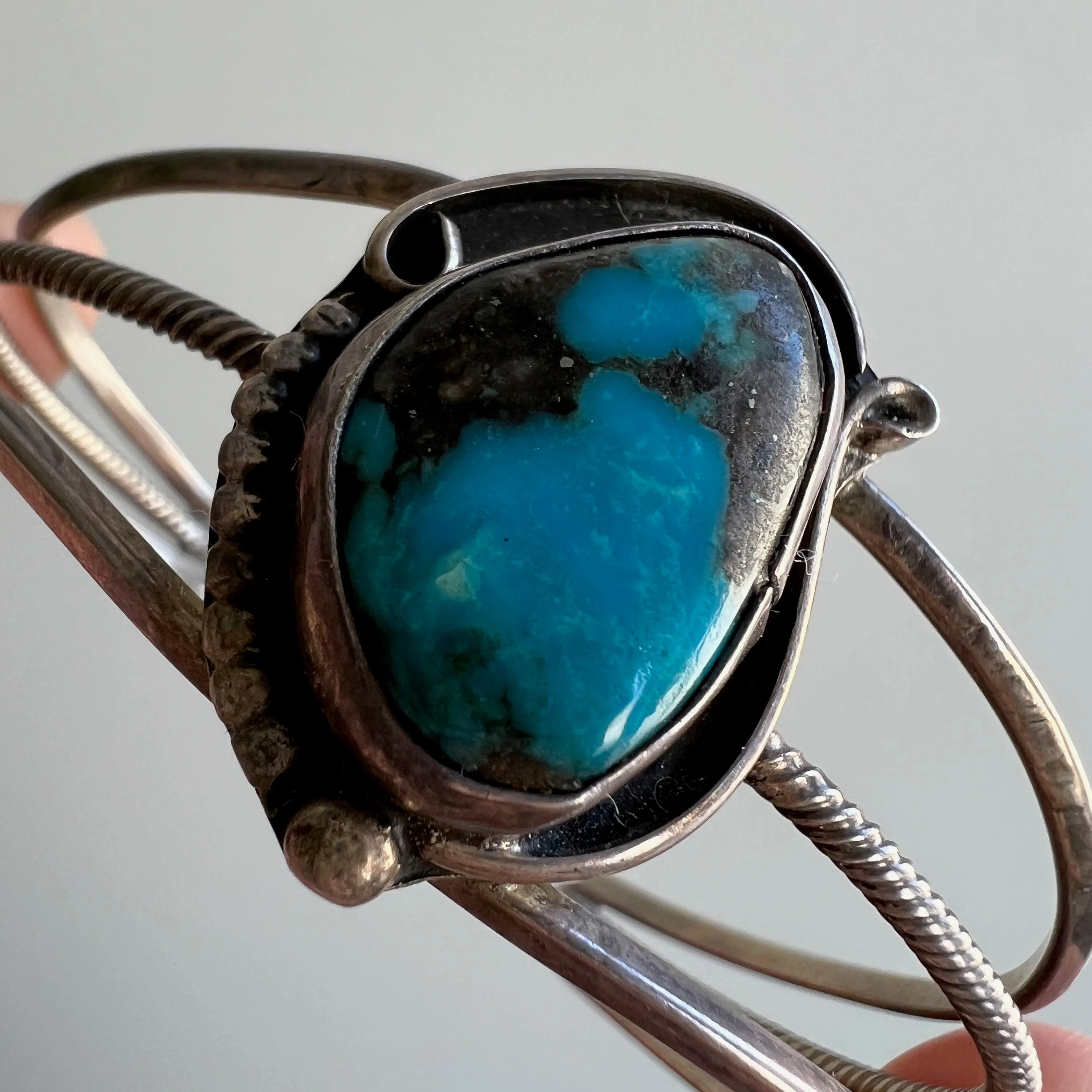 V I N T A G E // turquoise picture / sterling silver and turquoise southwestern style cuff / a bracelet